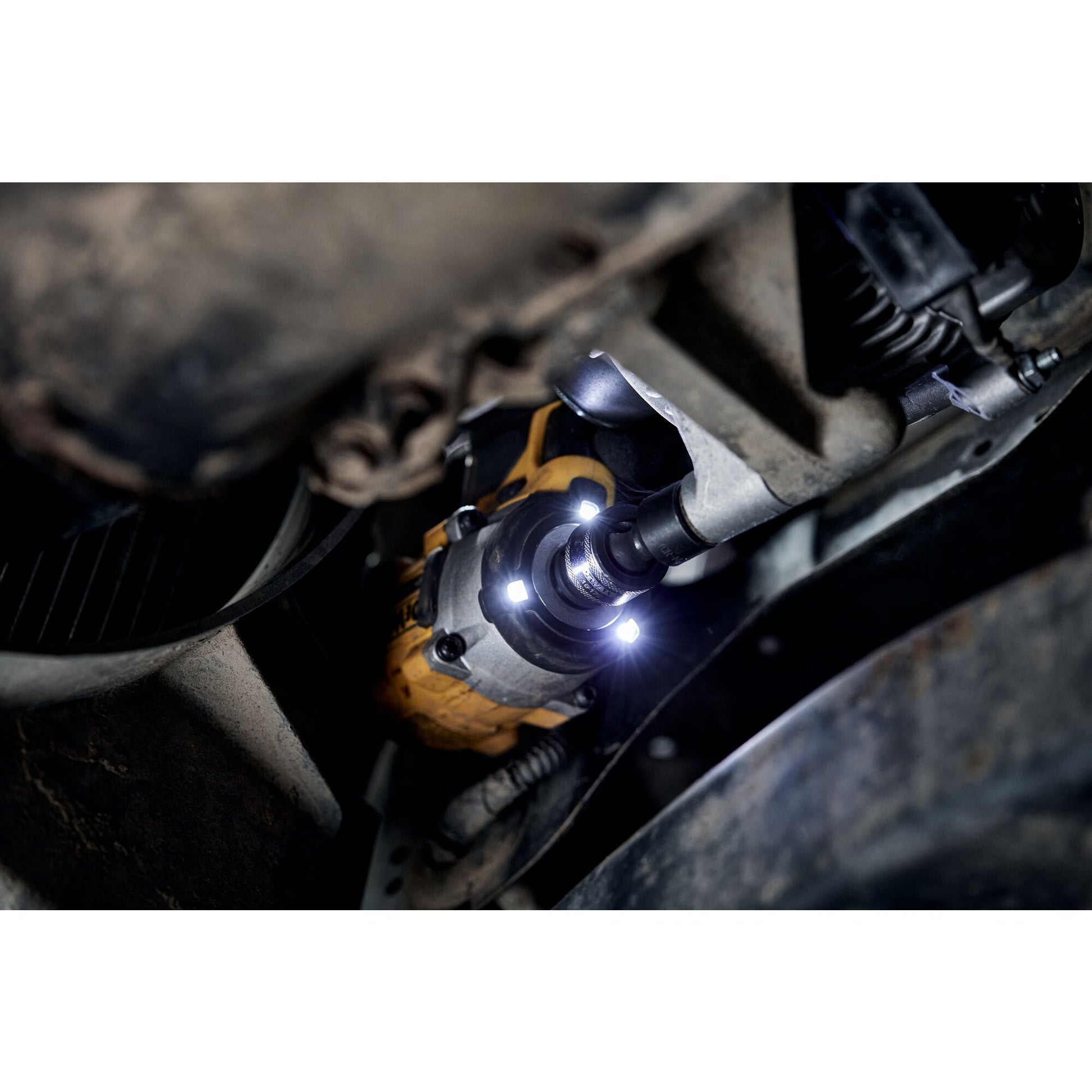 18V/2x5Ah Akku-Schlagschrauber, 1/2", 400Nm, Koffer (DeWALT DCF922P2T-QW)