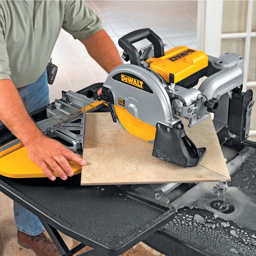 1600W Stein- und Fliesensäge 610/250mm (DeWALT D24000-QS)