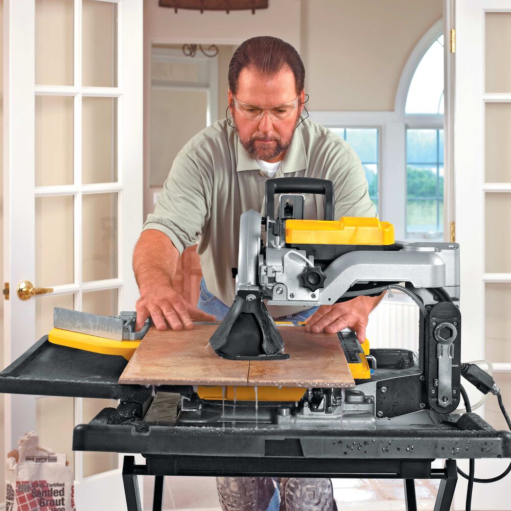 1600W Stein- und Fliesensäge 610/250mm (DeWALT D24000-QS)