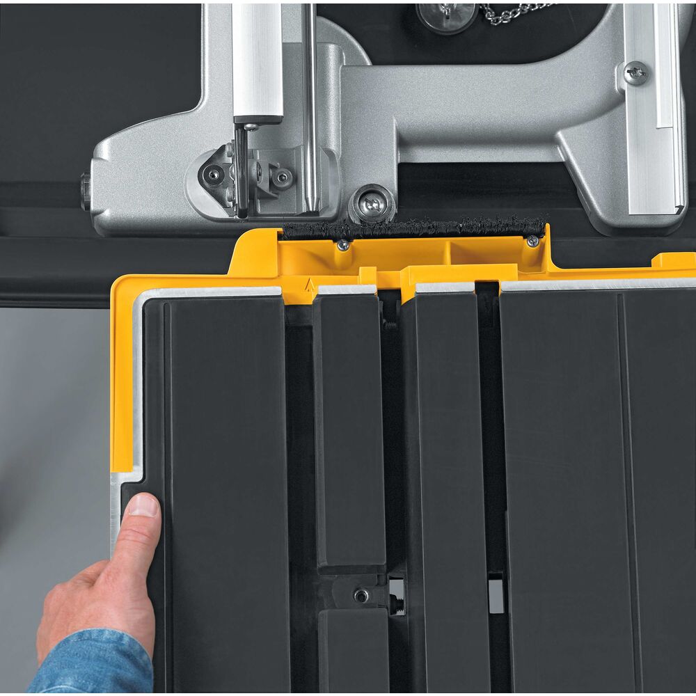 1600W Stein- und Fliesensäge 610/250mm (DeWALT D24000-QS)