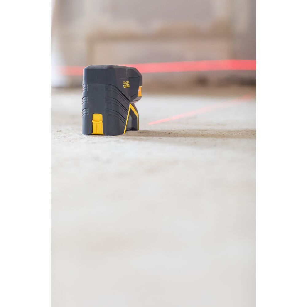 FATMAX Kreuzlinien- & 5-Spotlaser - rot 50m IP54 (STANLEY FMHT1-77415)